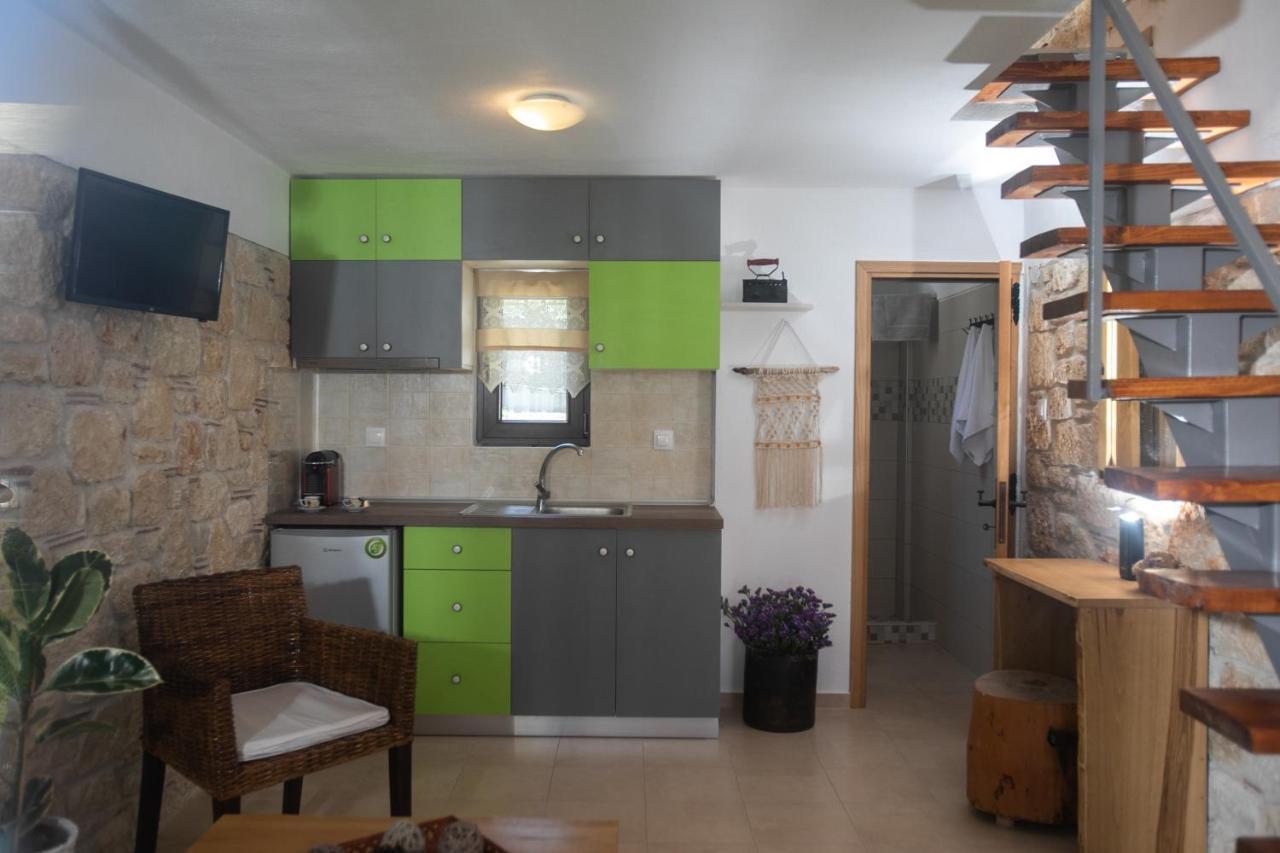 Agrielia Apartments Pefkochori Esterno foto