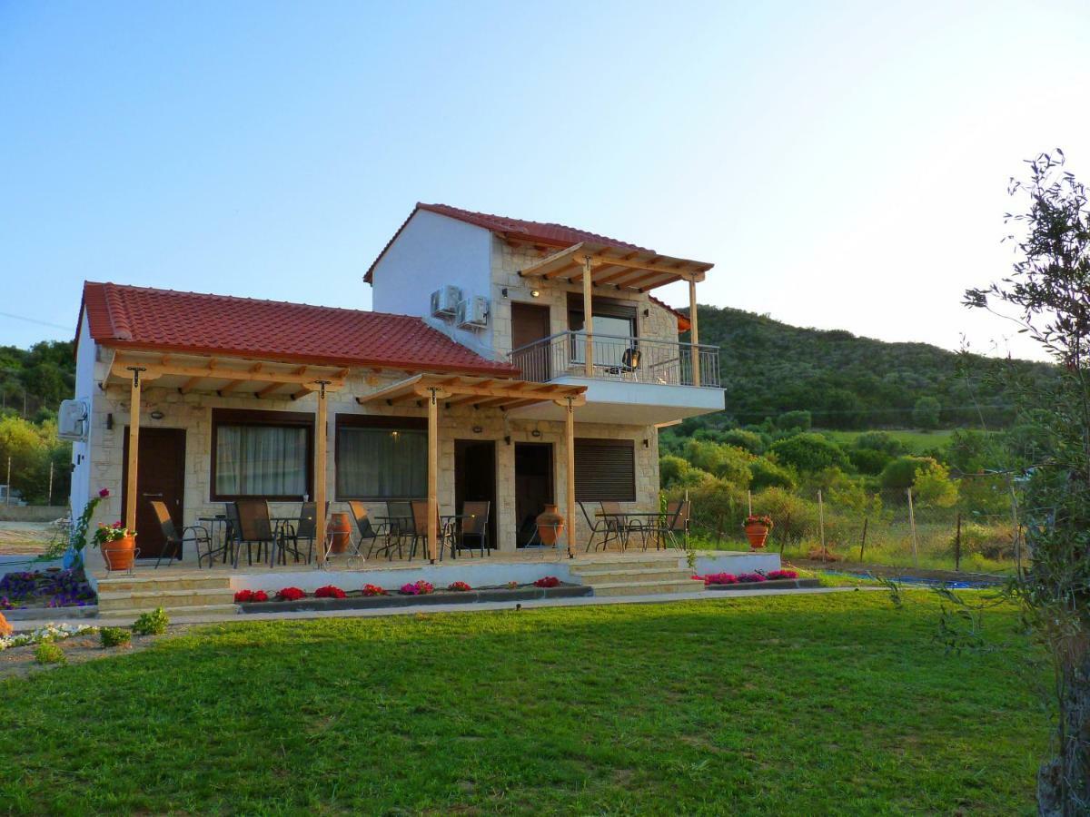 Agrielia Apartments Pefkochori Esterno foto