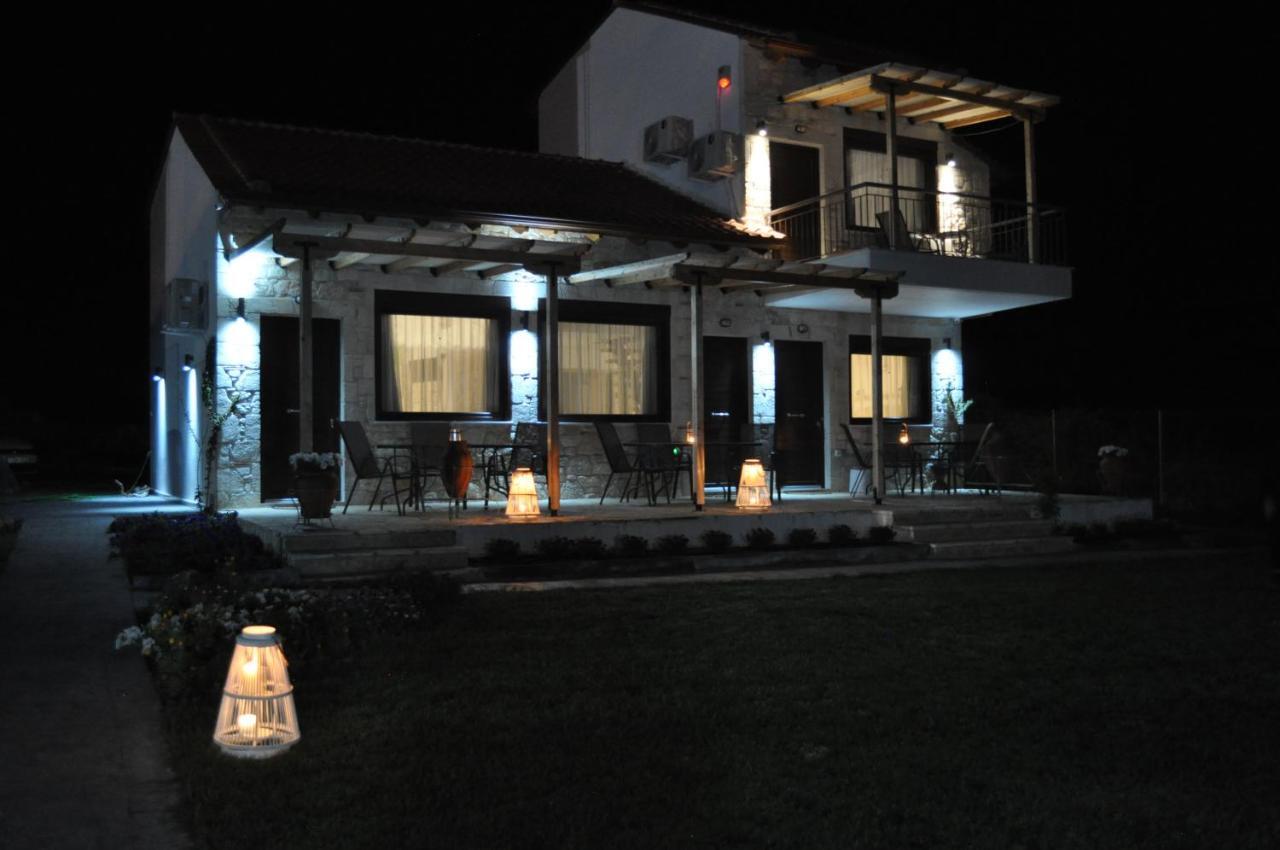 Agrielia Apartments Pefkochori Esterno foto